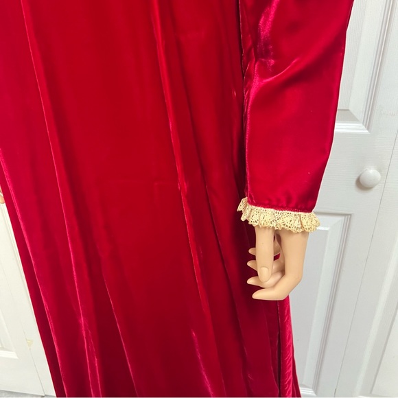 1960 Red Velvet Long Christmas Dress Lace Trim Lind Sleeve - Picture 5 of 10